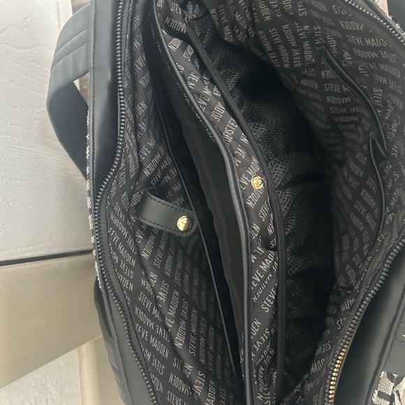Steve Madden Logo Diaper Bag Tote w/ Changing Mat - EUC - Picture 3 of 11